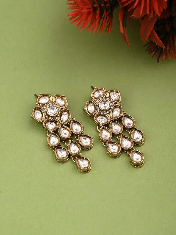 Gold_plated_Kundan_flower_drop_Earrings
