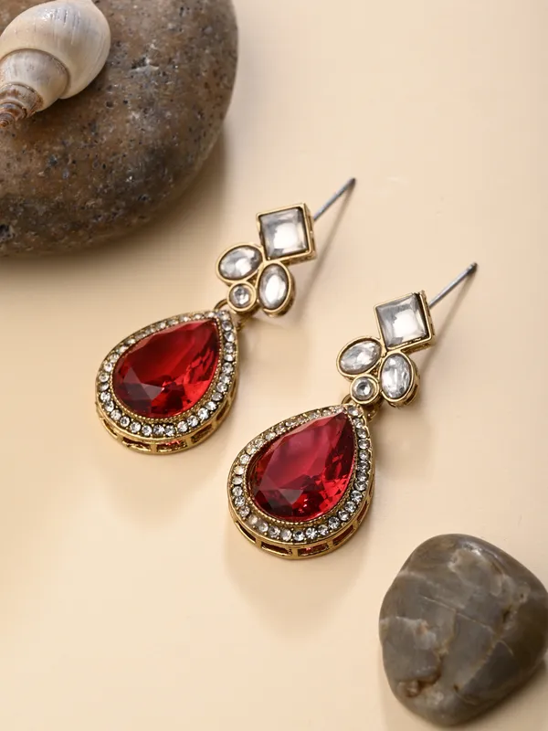 Gold-Toned_Teardrop_Kundan_Crystal_Drop_Earrings_for_Women