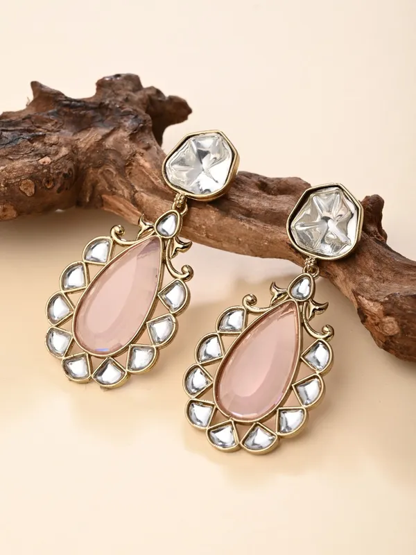 Gold-Plated_Kundan_Teardrop_Earrings_for_Women
