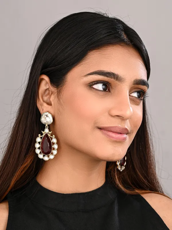 Gold-Plated_Kundan_Teardrop_Earrings_for_Women