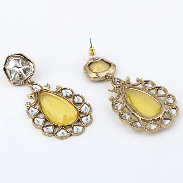 Gold-Plated_Kundan_Teardrop_Earrings_for_Women