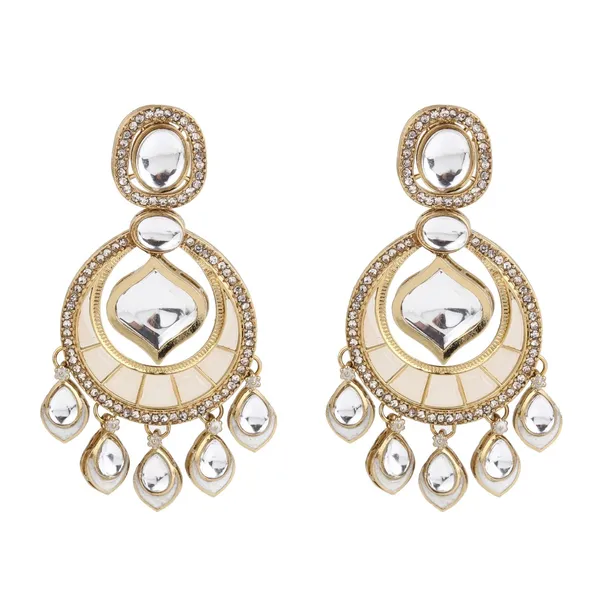 Gold-Toned_Kundan_Chandbali_Earrings_with_Teardrop_Danglers