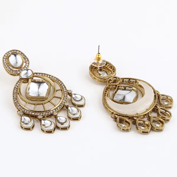 Gold-Toned_Kundan_Chandbali_Earrings_with_Teardrop_Danglers