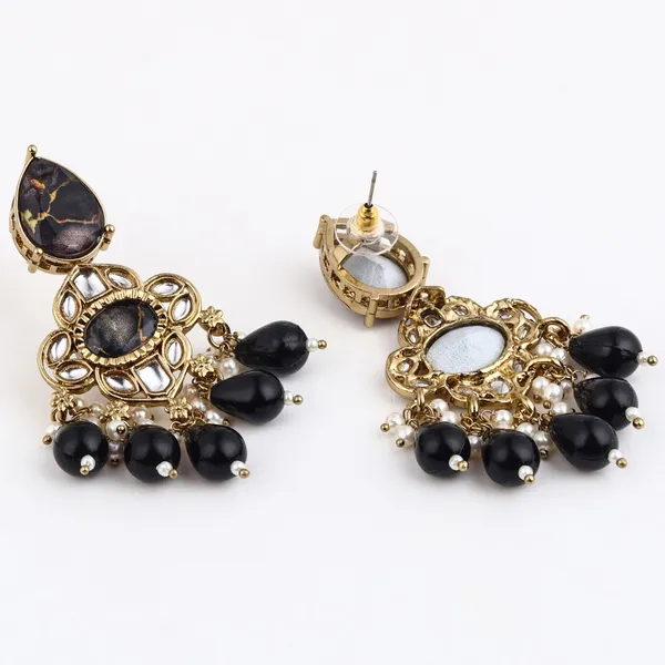 Gold-Plated_Kundan_Chandelier_Earrings_with_Bead_Drops