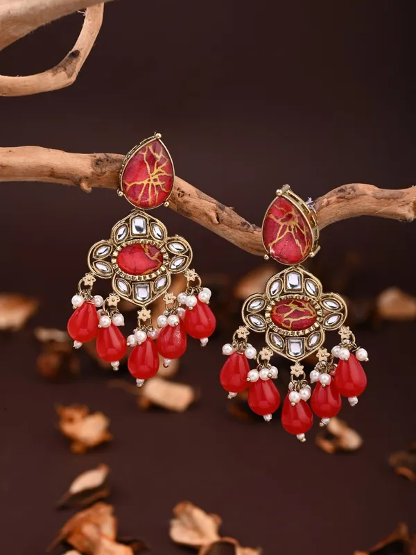 Gold-Plated_Kundan_Chandelier_Earrings_with_Bead_Drops