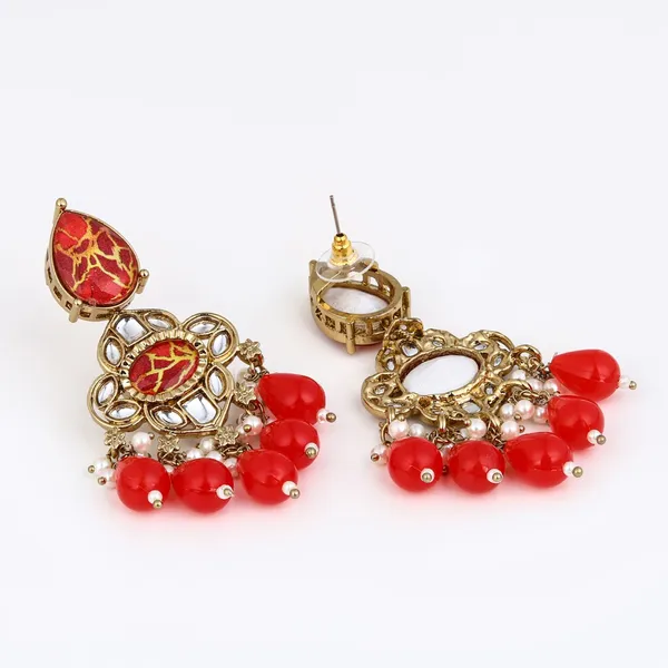 Gold_Plated_Kundan_Chandelier_Earrings_With_Bead_Drops