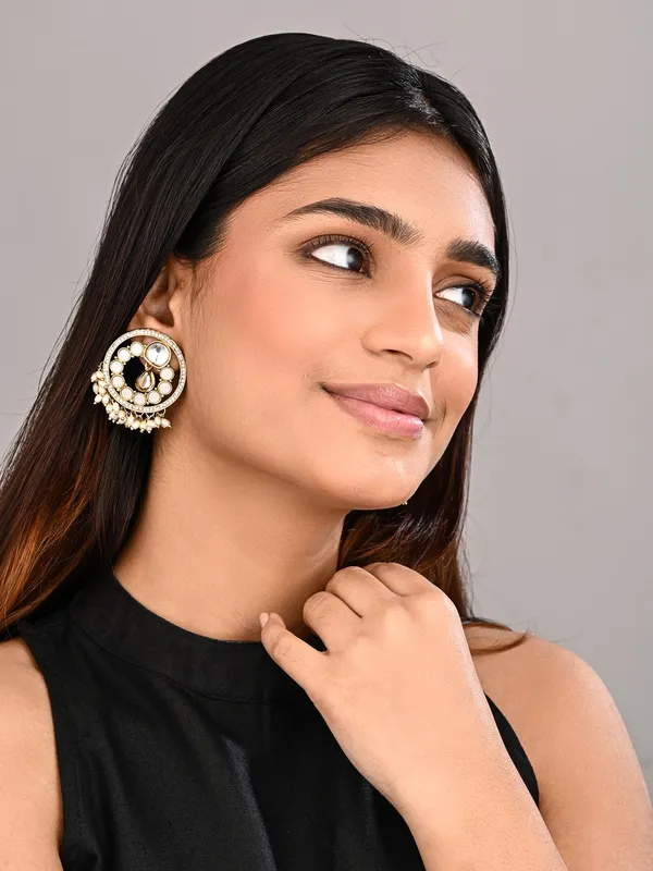 Regal_Kundan_Pearl_Chandbali_Earrings