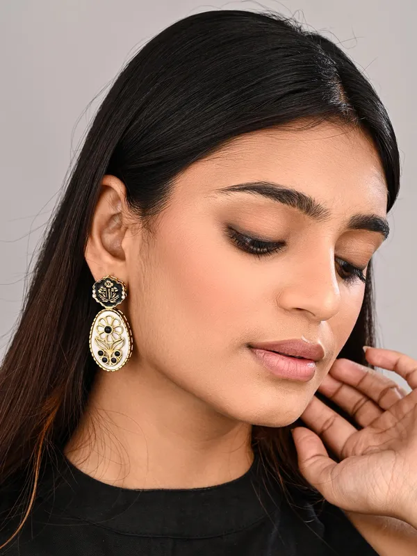 Mop_Meenakari_Floral_Drop_Earrings