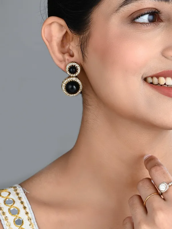 Crystal_Halo_Drop_Earrings