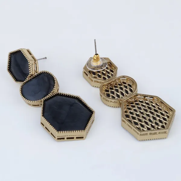 Geometric_Statement_Drop_Earrings