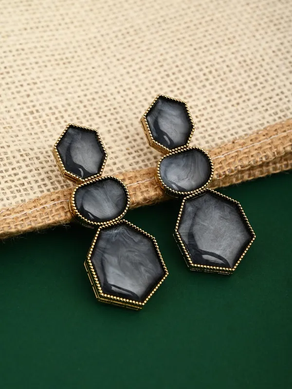 Geometric_Statement_Drop_Earrings