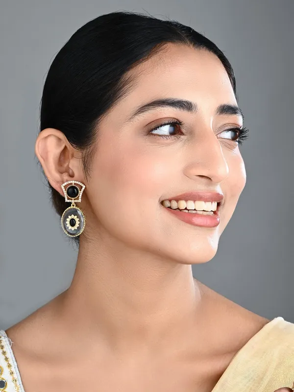 Monalisa_Stone_&_Gold-Tone_transparent_stone_Drop_Earrings