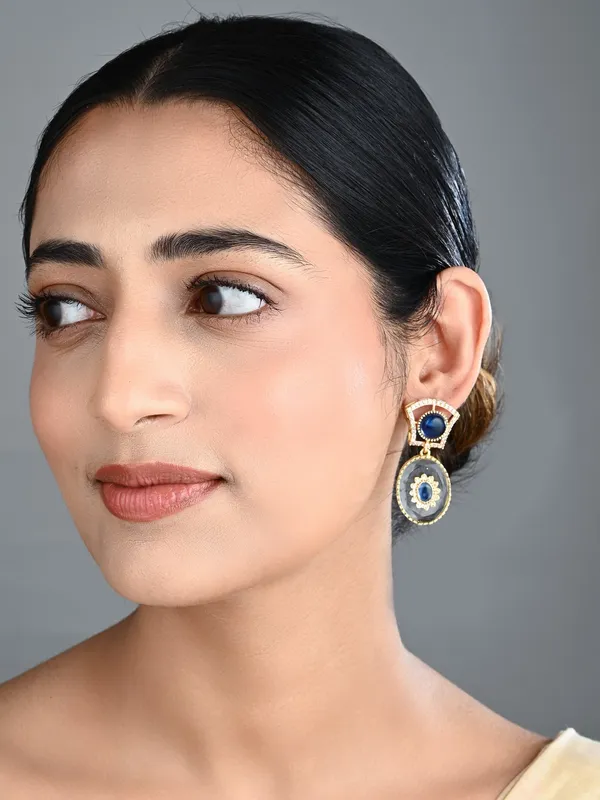 Monalisa_Stone_&_Gold-Tone_transparent_stone_Drop_Earrings