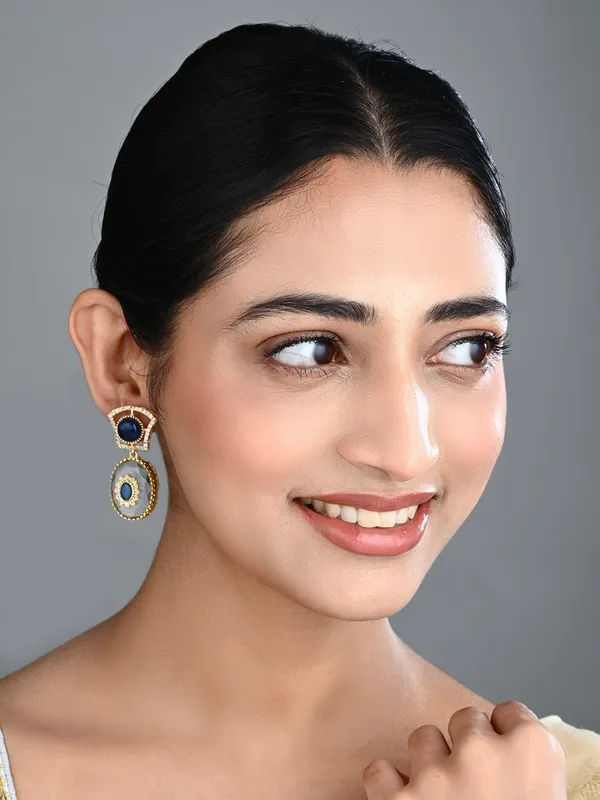 Monalisa_Stone_&_Gold_Tone_Transparent_Stone_Drop_Earrings
