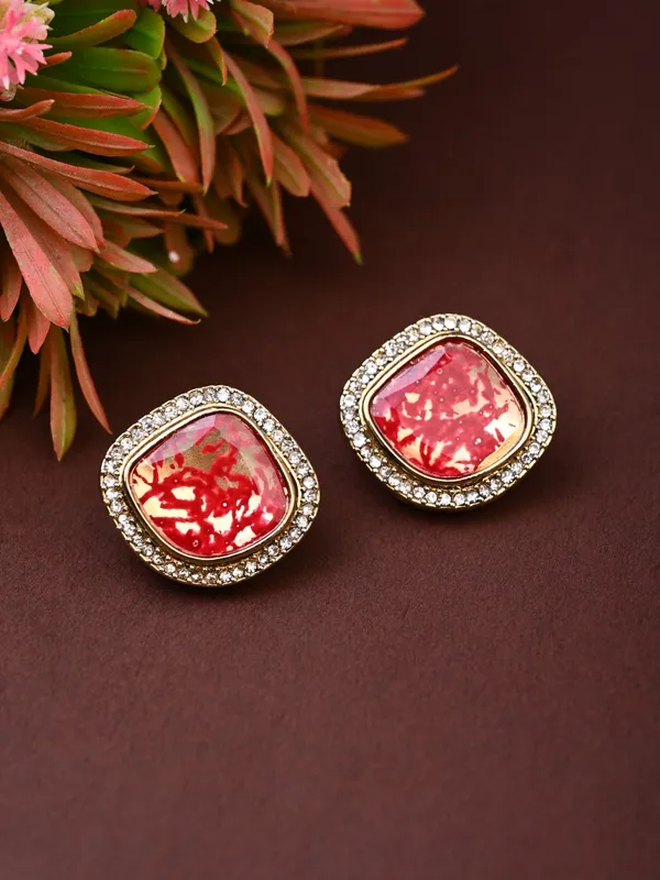 Heritage-Inspired_Stone_Stud_Earrings