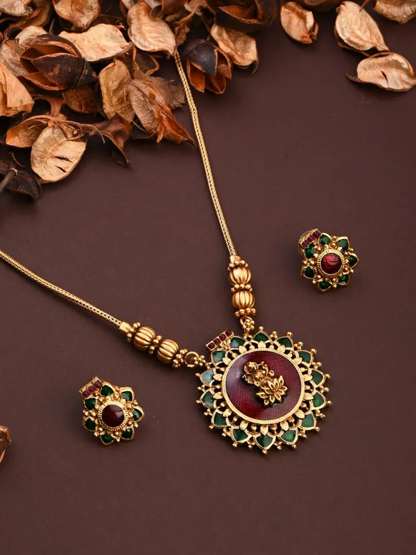 Antique_Gold_Goddess_Motif_Temple_Necklace_Set