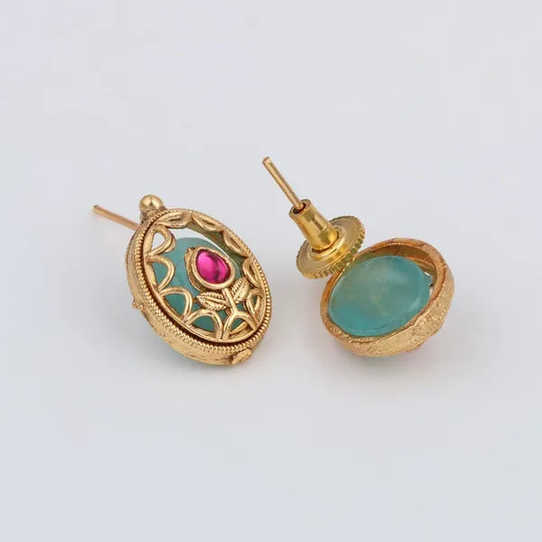 Floral_Kundan_Pendant_Necklace_&_Stud_Earrings_Set