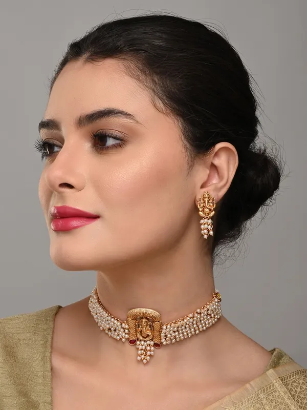 Pearl_Ganesha_Choker_Necklace_Set