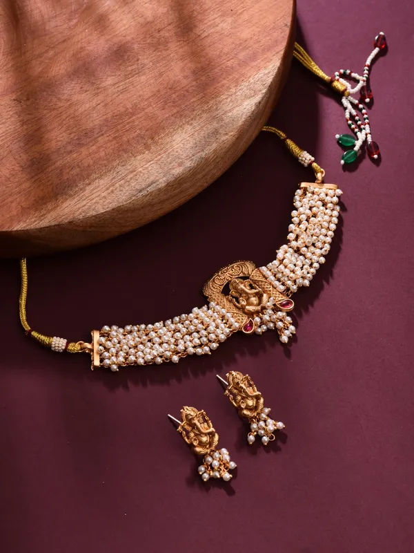 Pearl_Ganesha_Choker_Necklace_Set
