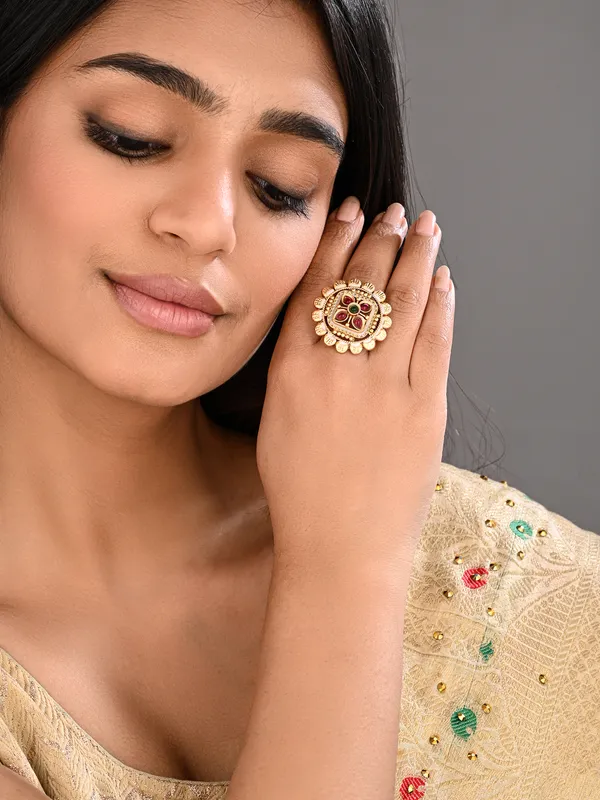 Ruby_&_Emerald_Circular_Ring