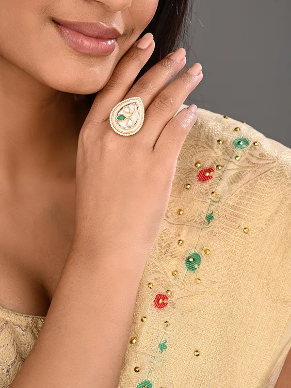 Teardrop_Mother_of_Pearl_Floral_Brass_Ring