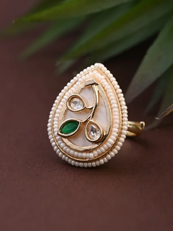 Teardrop_Mother_Of_Pearl_Floral_Brass_Ring