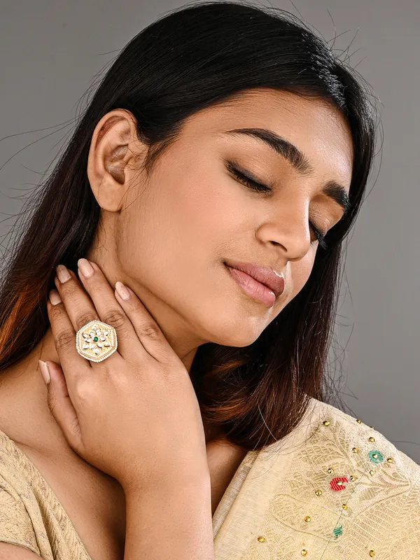 Hexagon_Floral_Kundan_Pearl_Brass_Ring