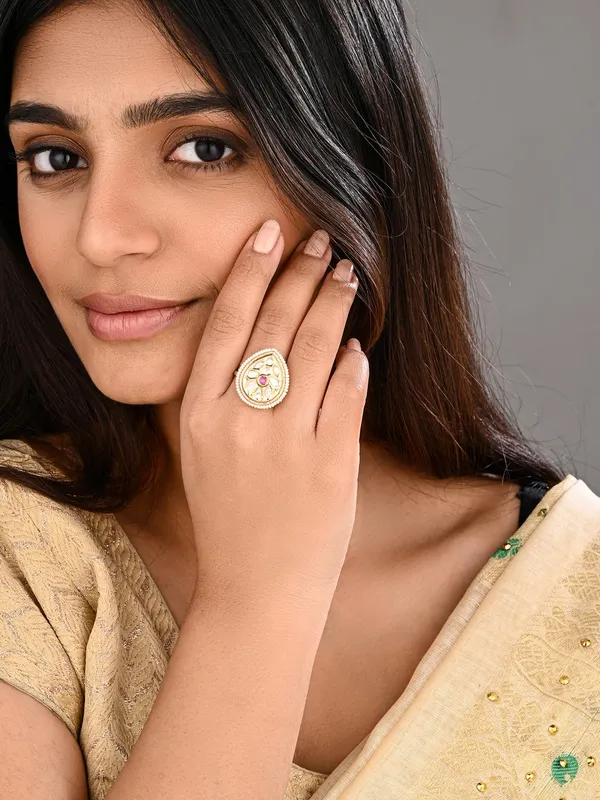 Teardrop_Kundan_Floral_Pearl_Brass_Ring