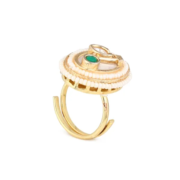 Oval_Mother_of_Pearl_Vine_Brass_Ring