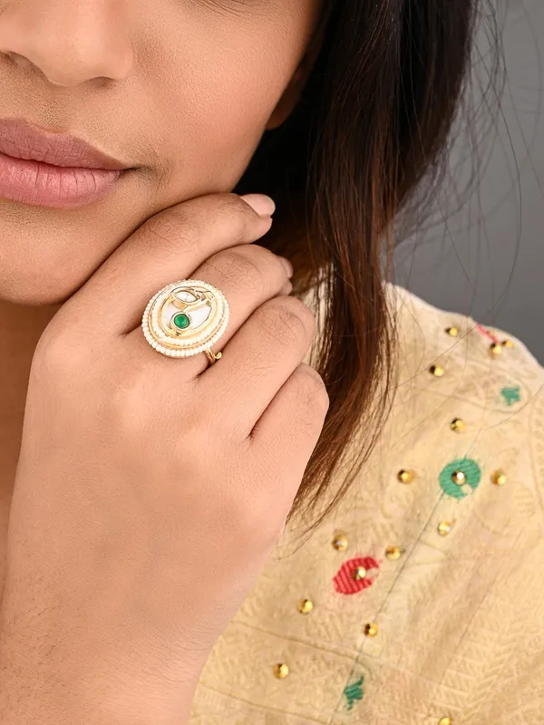 Oval_Mother_of_Pearl_Vine_Brass_Ring