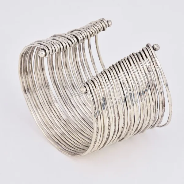 Adjustable_Brass_Bangle_Cuff