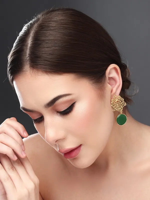 Gold_Filigree_Green_Stone_Drop_Earrings