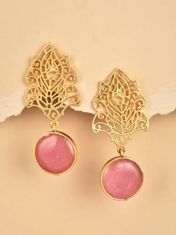 Gold_Filigree_Pink_Stone_Drop_Earrings