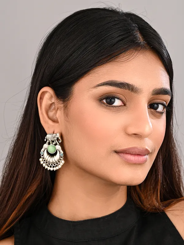 Oxidised_Silver_Elephant_Motif_Earrings_with_Mint_Stone
