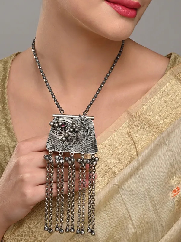 Oxidized_Tribal_Tassel_Pendant_Necklace