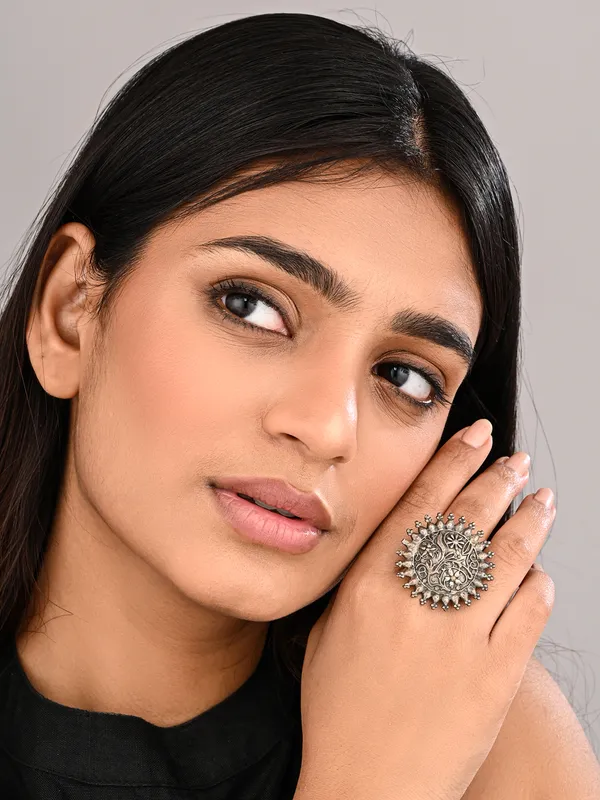 Floral_Mandala_Oxidized_Ring