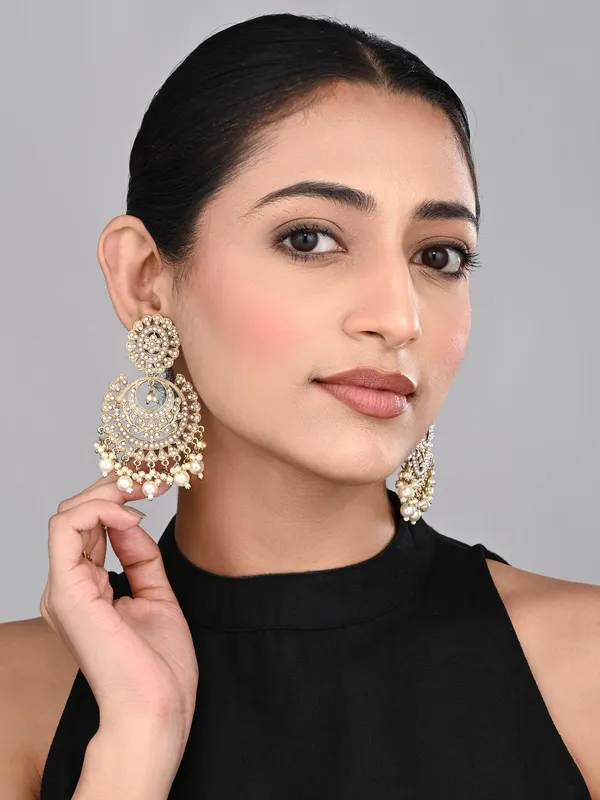 Circular_Contemporary_Chandbali