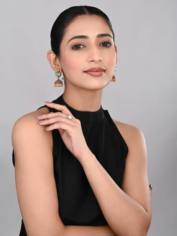 Stone_top_Jhumka_Earring