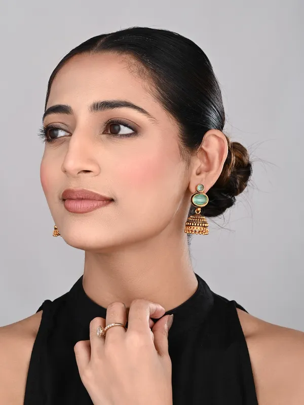 Stone_top_Jhumka_Earring