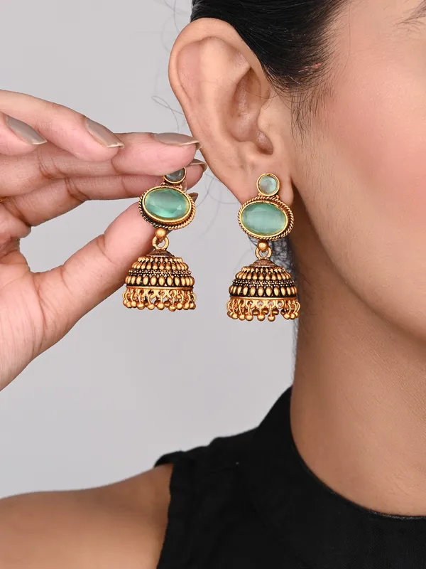 Stone_top_Jhumka_Earring