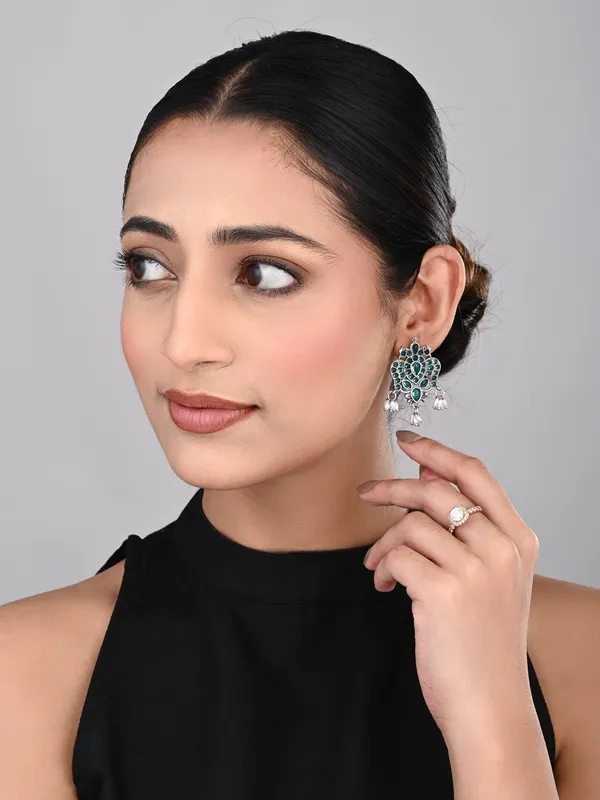 Stones_Studded_Bird_Studs