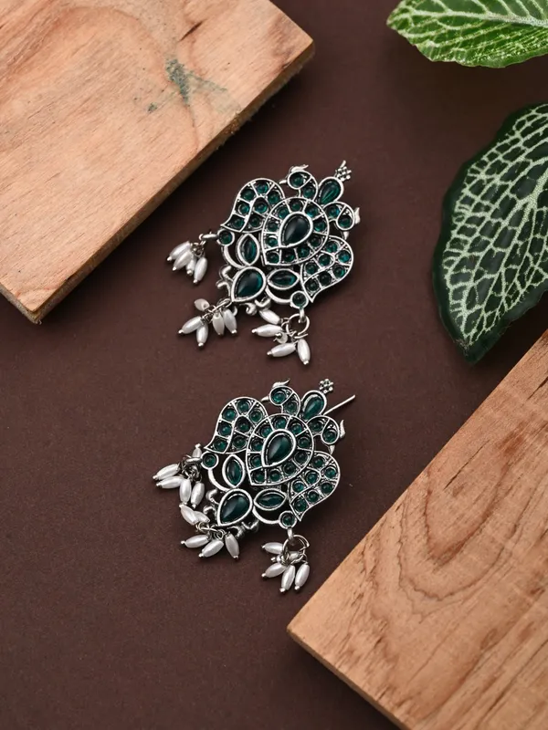Stones_Studded_Bird_Studs