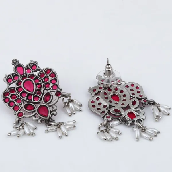 Stones_Studded_Bird_Studs