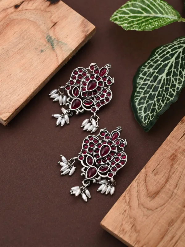Stones_Studded_Bird_Studs