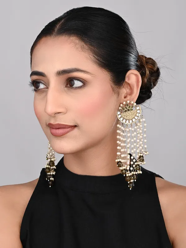 Elegant_Pearl_&_Bead_Chandelier_Earrings