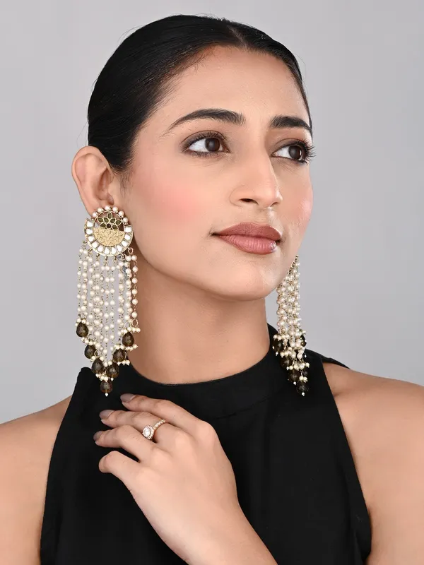 Elegant_Pearl_&_Bead_Chandelier_Earrings