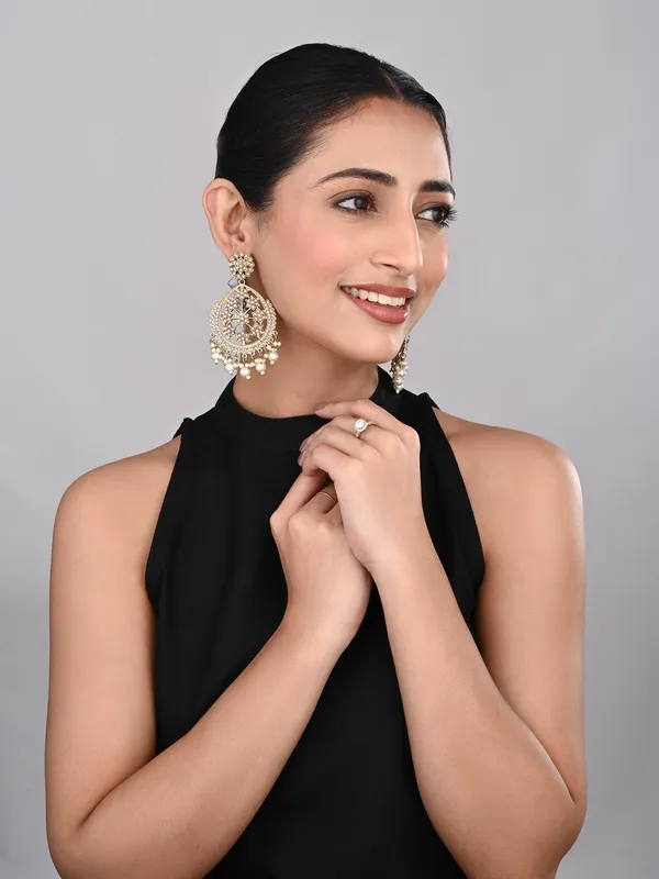 Gold-Plated_Floral_Motif_Earrings
