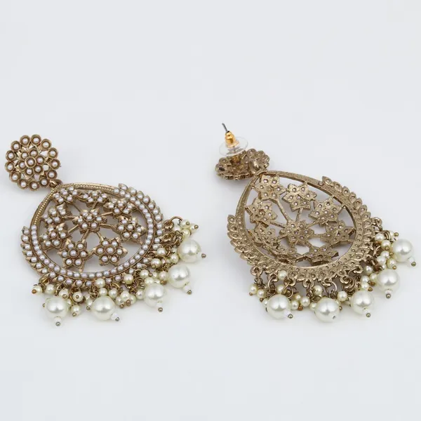 Gold-Plated_Floral_Motif_Earrings