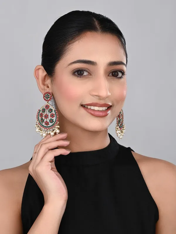 Gold-Plated_Floral_Motif_Earrings
