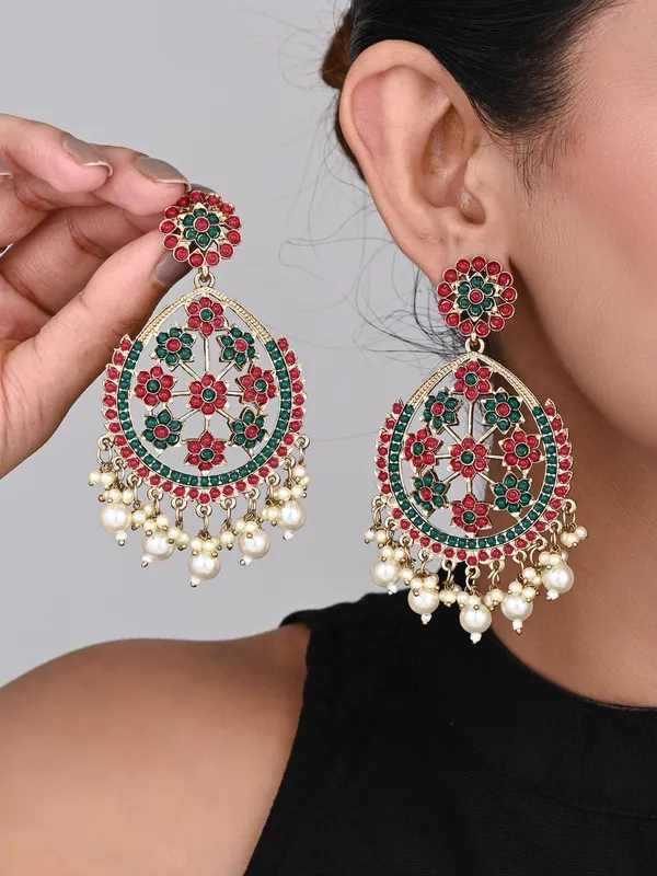 Gold-Plated_Floral_Motif_Earrings